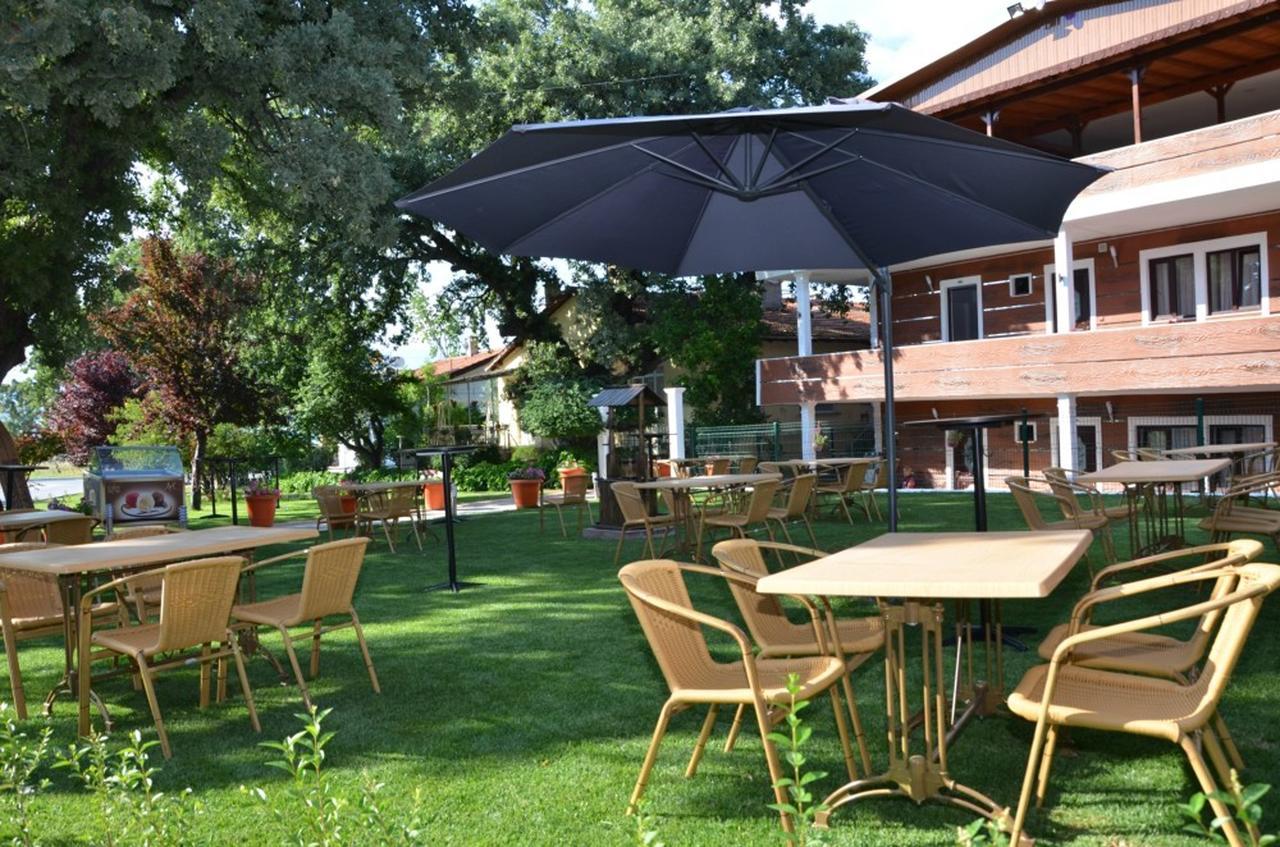 Oeren Konak Otel Exteriér fotografie